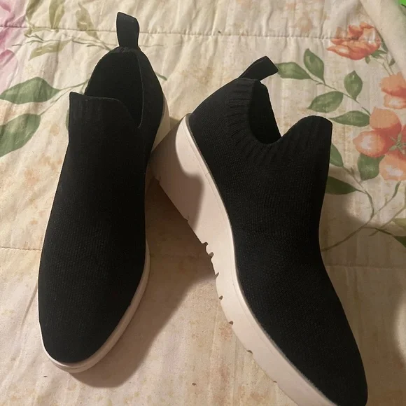 Steven by Steve Madden Bell Slip-On Wedge Sneakers Size 6 - Picture 1 of 4